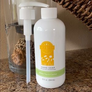 Scentsy White Tea Cactus hand soap